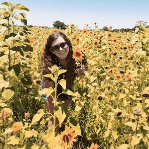 Meet your Posher, Sabrina